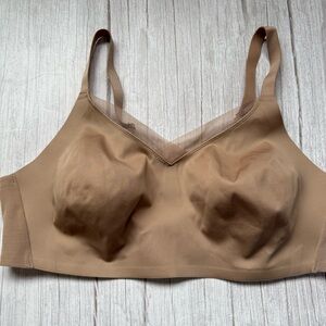 24/7® Classic Wireless Crossover Minimizer Bra
ThirdLove